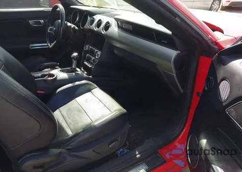 2018 Ford Mustang Ecoboost z USA, uszkodzony, nr VIN 1FA6P8TH2J5156069